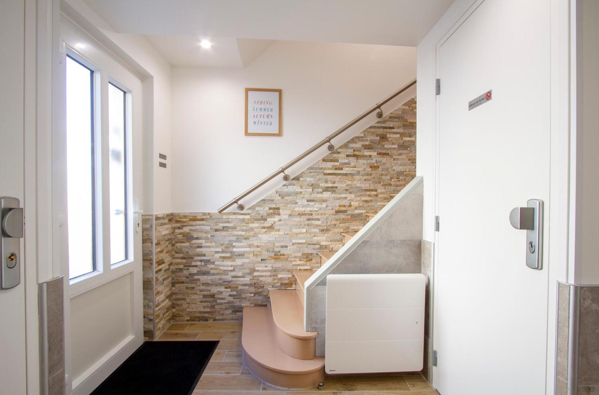 Cocon D'Hiver: Cozy Retreat with Netflix & Family-Friendly Amenities Chalons-en-Champagne Exterior photo